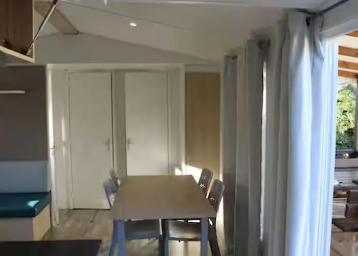 Mobil Confort La Falaise Campingplatz Narbonne